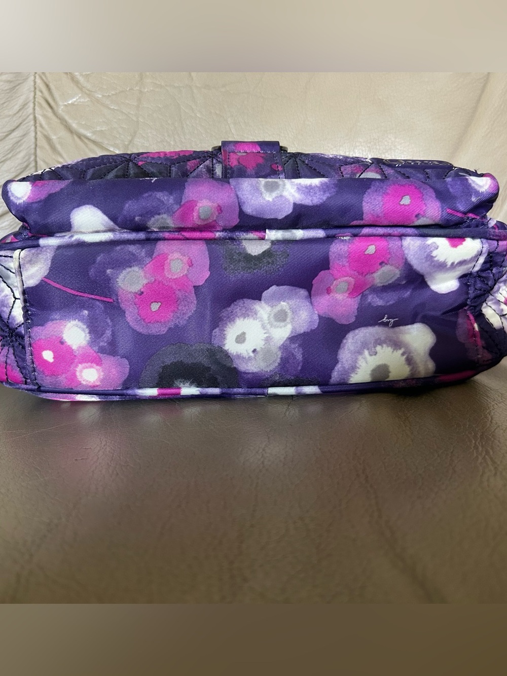 Lug Carousel Watercolor Purple Crossbody Belt Bag EUC - Picture 2 of 15